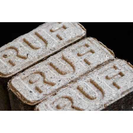 Briquettes RUF, demi-palette 480 kg – 48 paquets de 10 kg, FSC