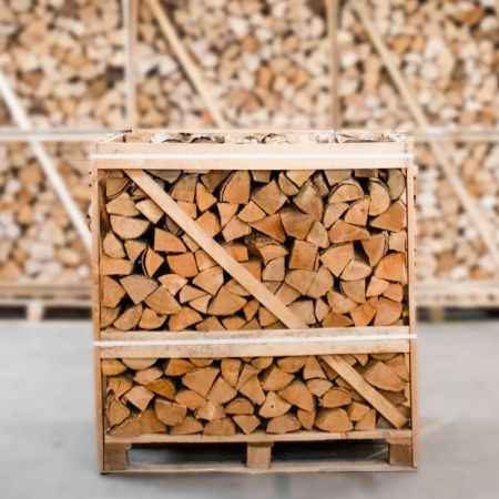Bois de chauffage frêne séché en chambre 25 cm – demi-palette 385 kg