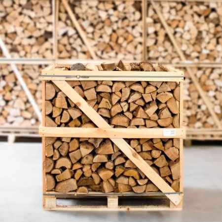 Bois de chauffage chêne séché en chambre 25 cm – demi-palette 450 kg